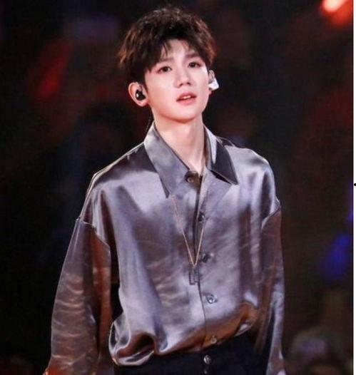 何炅爆料圈内人,揭秘娱乐圈不为人知的真实故事